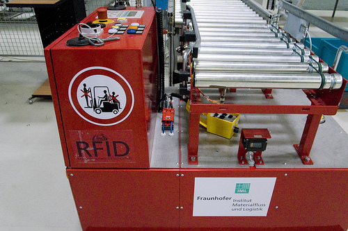 RFID cart + conveyor